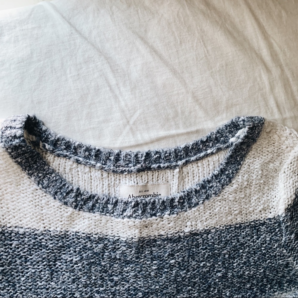 A&F sweater